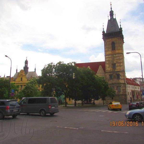 Площадь Карлова