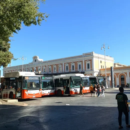 На автобусе из аэропорта в Бари