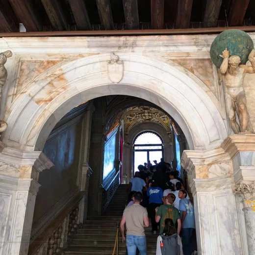 Золотая лестница Дворца Дожей