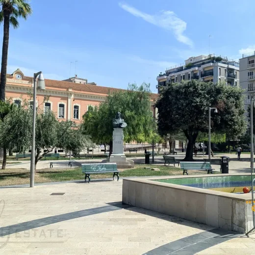 На пути от ж. д. станции Барлетта к апартаментам