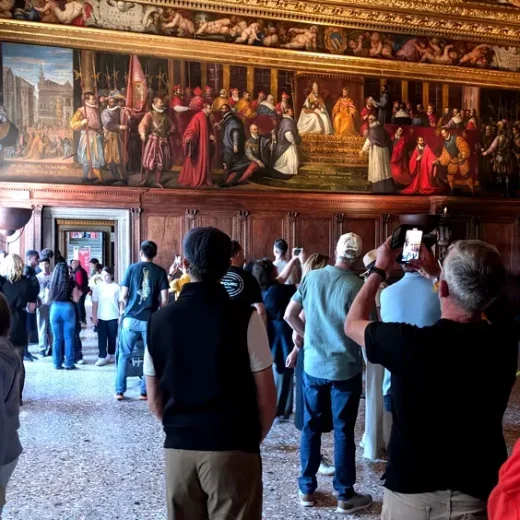 Зал Совета Десяти Дворца Дожей Венеции