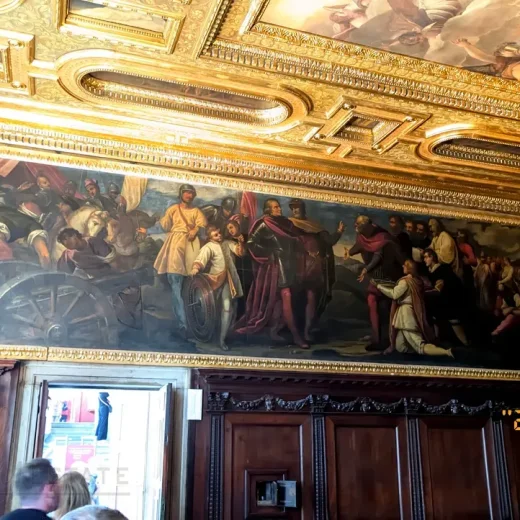 Зал Компаса Дворца Дожей Венеции