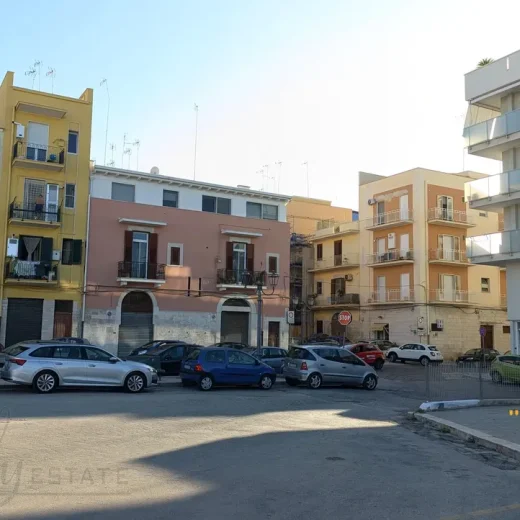 Супермаркет SISA в Барлетте