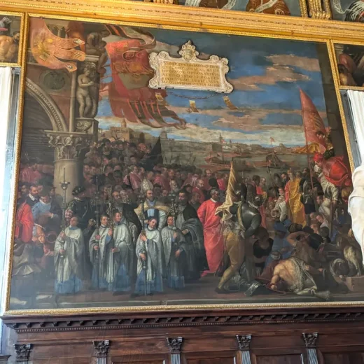 Западная стена Зала Большого Совета