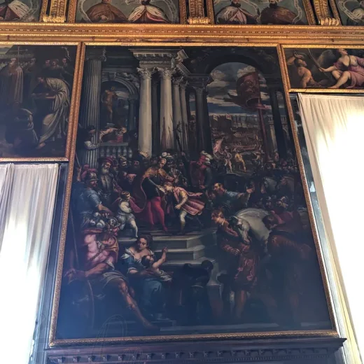 Южная стена Зала Большого Совета