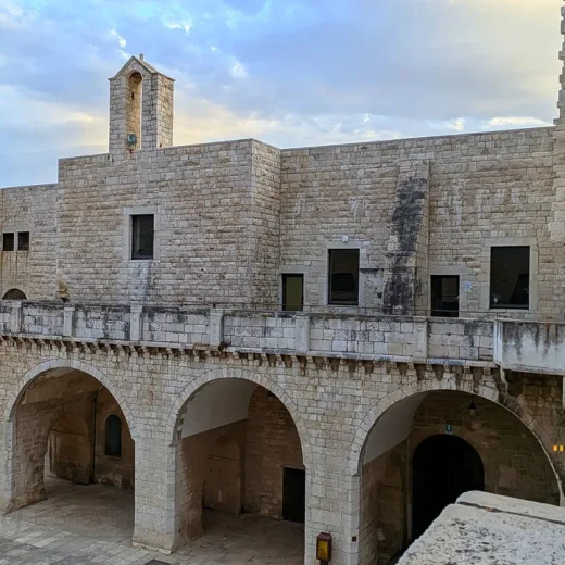 Замок Барлетты