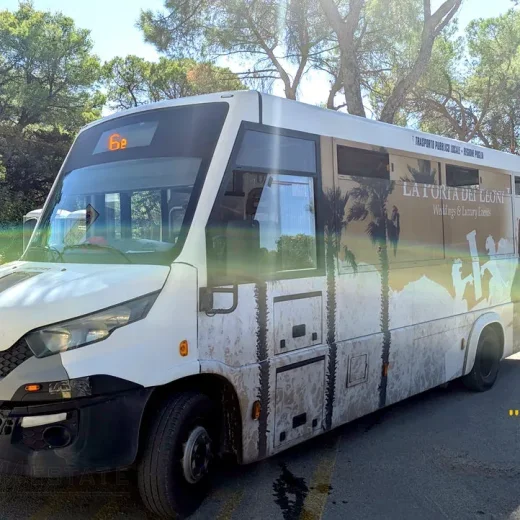 Автобус Замок Дель-Монте - Андрия