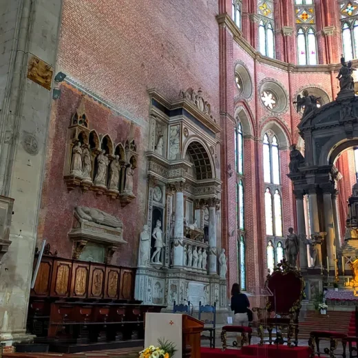 Надгробный памятник дожу Андреа Вендрамину