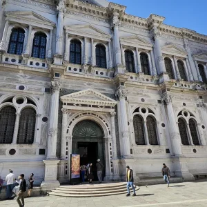venice-2025_04_30-0200-san-rocco-scuola_ally
